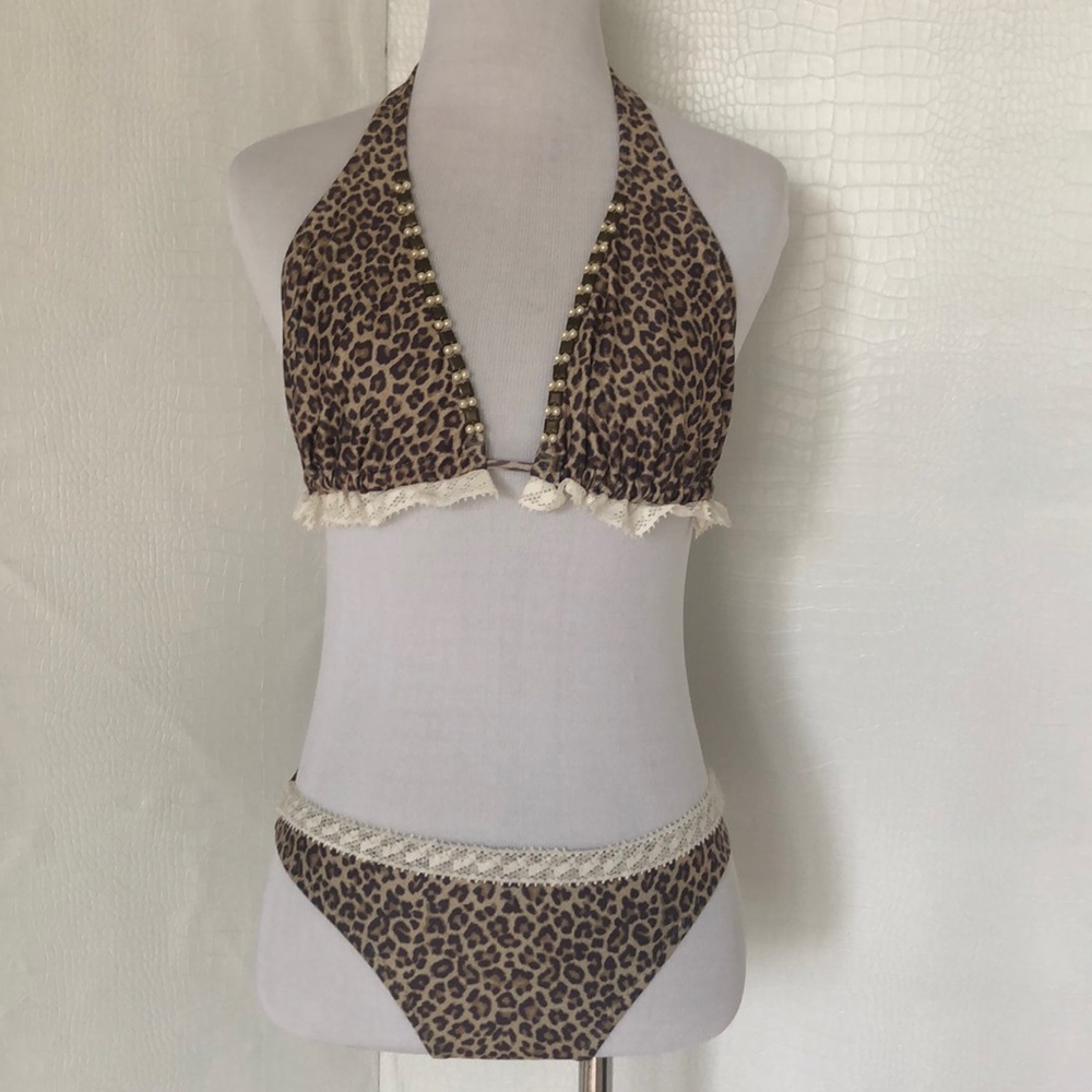 STUNNING ANIMAL PRINT BIKINI.
